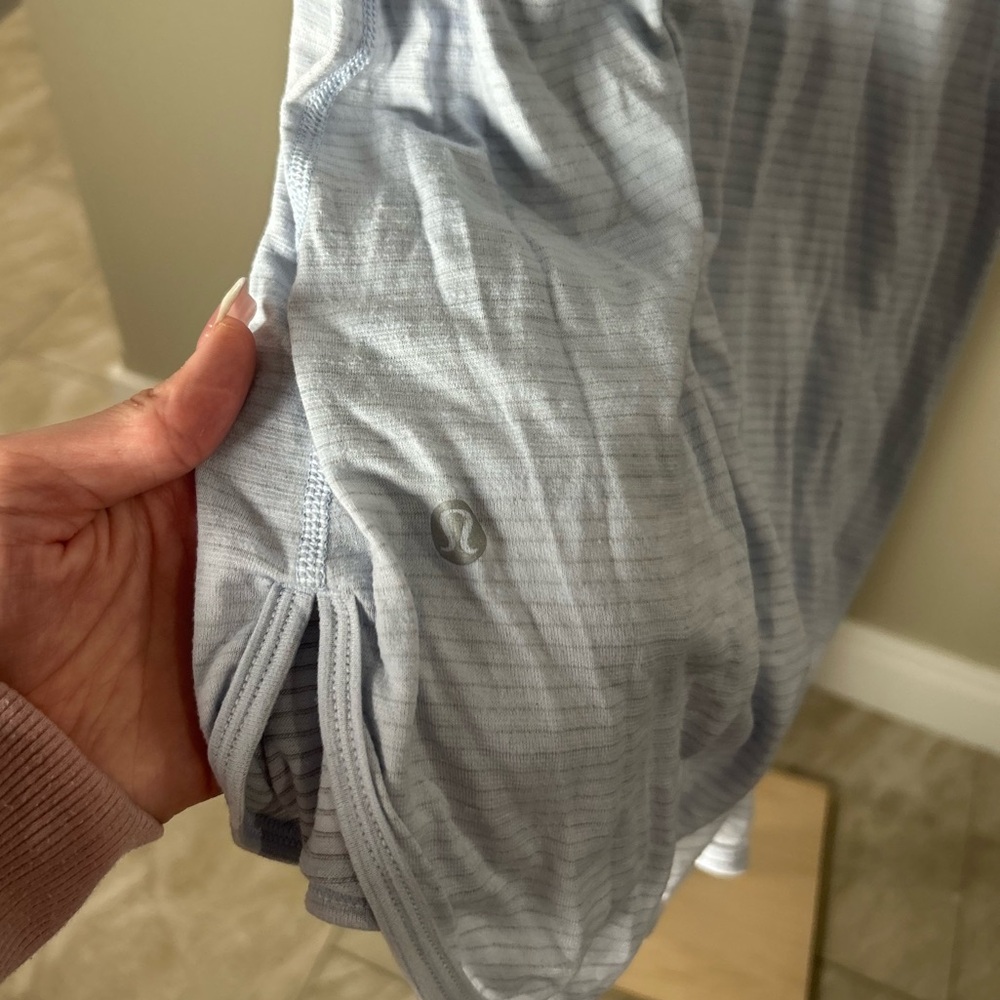 Lululemon Light Gray Racerback Tank Top Size 6 - Picture 7 of 9